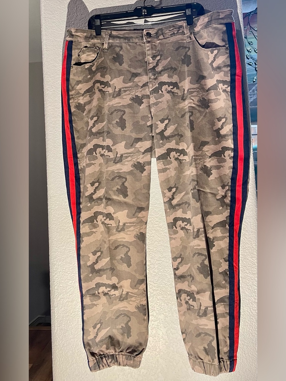 Laurie Felt Brown & Green Camo Pants Power Silk Cameo 2X NEW NO TAGS SOFT